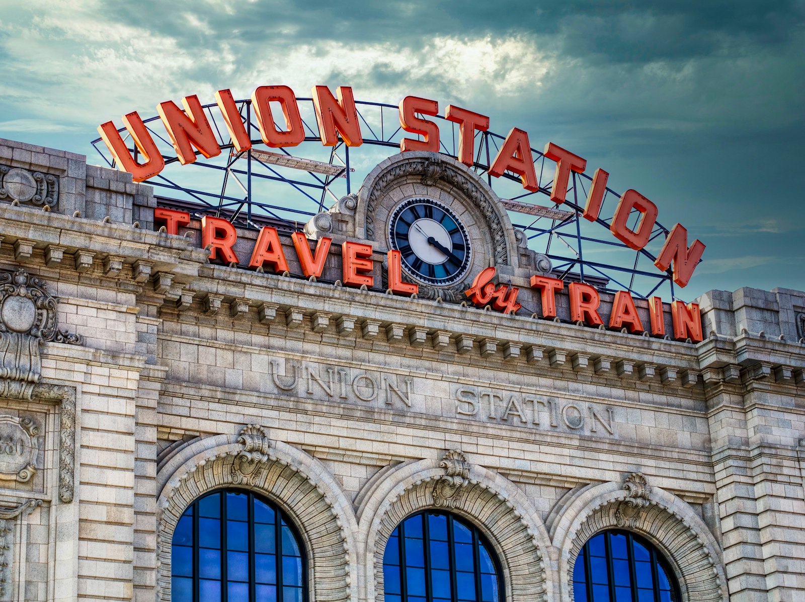 Denver corporate video location: the Union Station sign and facade on Wynkoop Street